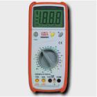 防表筆誤插裝置;數(shù)據(jù)保持,顯 示 器：最大顯示數(shù)1999，字高28mm,直流電壓;交流電壓;直流電流;交流電流;電阻;電容,溫度,帶蜂鳴器通斷測試;二極管測試;晶體管hFE測試. 
