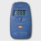 分 辨 率：1℃,1℉;攝 氏 度：-50～-40℃±6℃，-39～-20℃±5℃;-19～0℃±3℃，0～500℃±0.75%;501～750℃±1%
華 氏 度:：-58～-4℉±7℉，-3～-32℉±4℉;32～932℉±2℉，933～1382℉±1℉.

