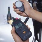 顯 示 器：最大顯示數(shù)1999，字高13mm;量程：0～2000Lux±5%，2000～1999Lux±5%，20000～50000Lux±5%;

