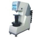 TH600布氏硬度計采用布氏硬度(BRINELL)測量原理，可進行布氏硬度測量，適用于未經(jīng)淬火鋼、鑄鐵、有色金屬及質(zhì)地較軟的軸承合金等材料。測定硬度范圍：8~650HBW.