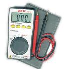 DE-10 迷你袋裝萬(wàn)用表.LCD 顯示:3 1/2 數(shù)字1999 計(jì)數(shù).DCV (0.1mV ~ 600V): 200mV / 2V / 20V / 200V / 600V.ACV (0.001V ~ 600V):2V / 20V / 200V / 600V
Ω (0.1~20M):200Ω/2K/20K/200k/2MΩ/20MΩ