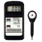 TN-2340 紫外線強度計 . 13mm LCD,3 1/2數(shù)字，最大顯示1999.2個量程.Lo：1999uW/cm2 ×1 uW/cm2/Hi：19990uW/cm2 ×10 uW/cm2 （1000 uW/cm2= 1mW/cm2）.精確度:±(4%FS+2dgt) FS：滿量程

 

 