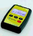 MI5100光纖測(cè)試套件是一個(gè)功能完備的測(cè)量工具，用于測(cè)量波長(zhǎng)為 850 nm 和 1300 nm 的 LAN 裝置中的多模 50 μm 和 62.5 μm 光纖電纜。另外，還可以獲得波長(zhǎng)為 1300 nm 和 1550 nm 的單模光源。與MI 2016 結(jié)合使用時(shí)，可提供專(zhuān)業(yè)的檢驗(yàn)報(bào)告。