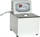 SC-25A  數(shù)控超級(jí)恒溫槽.溫度范圍;室溫 -200℃.溫度波動(dòng)度:水 r± 0.1℃ ，油 ± 0.2℃ .工作槽容積尺寸:300 × 250 × 300mm 工作槽開(kāi)口尺寸:240 × 160mm .