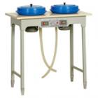 PG-2型金相試樣拋光機可供雙人同時操作，拋光盤直徑與傳遞功率均大于國內(nèi)同類產(chǎn)品，能適合更多種材料的拋光要求，是試樣拋光的理想設(shè)備。拋光盤直徑：雙盤220mm.轉(zhuǎn)速：900r/min，1400r/min（定制）.電動機：YS7116 0.2kW 380V/220V 50Hz z