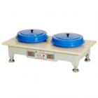 PG-2A型金相試樣拋光機可供雙人同時操作，拋光盤直徑與傳遞功率均大于國內(nèi)同類產(chǎn)品，能適合更多種材料的拋光要求，是試樣拋光的理想設(shè)備。拋光盤直徑：雙盤220mm.轉(zhuǎn)速：900r/min，1400r/min（定制）.電動機：YS7116 0.2kW 380V/220V 50Hz

 
