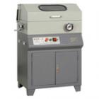 QG-4型多能切割機(jī)，主要是用來切割圓柱體和多角形及有凸凹等不規(guī)則型材的試樣，最大切割截面：φ65mm.轉(zhuǎn)速：2800r/min.砂輪片規(guī)格：250×1.5×32mm.電動(dòng)機(jī)：YSR 7132 1.1kW 380V 50Hz

 
