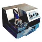 QG-2型巖相試樣切割機(jī)適用于一般巖相材料。最大切割截面：65×65mm.轉(zhuǎn)速：1400r/min.金剛石切割片規(guī)格：250×1×32mm.電動(dòng)機(jī)：AS8034， 1.1KW， 380V， 50HZ
   