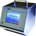 AeroTrakTM 9000 納米顆粒氣溶膠監(jiān)測(cè)儀可以測(cè)量沉積在肺部的顆粒表面積，儀器先對(duì)顆粒進(jìn)行擴(kuò)散荷電，然后使用靜電計(jì)檢測(cè)荷電的氣溶膠，給出肺泡(A) 或氣管支氣管 (TB) 部位的沉積表面積，檢測(cè)粒徑:10 到1000nm(進(jìn)樣口使用1μm 旋風(fēng)分離器)
 