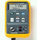 Fluke 719 便攜式自動壓力校準器 采用電動氣泵，單手即可完成壓力校準  壓力測量不確定度同類產品中最佳，僅有0.025% mA級信號測量和信號源的準確度高達0.015%  高精度壓力調整游標 
