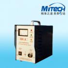 詳細信息
 CEX－A交直流磁粉探傷儀采用進口可控元件和高集成電路，使設備具有體積小、重量輕、用途廣、攜帶方便、操作簡單等特點。多功能通用主機可任意選配A.D.O三種探頭；可利用外加磁場磁化法對大型壓力容器、管道、球罐、鋼結構、機械零配件分段局部探傷；交直流兩用；對要求近表面（表面以下）、表面較粗糙、不去除涂覆層的工件可利用直流探傷。本設備特別適用野外、流動、現(xiàn)場探傷退磁使用。
