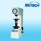 儀器簡介：
HRM-45DT型電動表面洛氏硬度計是一種通過電動加載、保荷卸荷的半自動測試金屬材料表面硬度的洛氏硬度計。具有操作更簡便、壓痕微小、精度高等特點。
