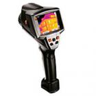 產(chǎn)品介紹：

紅外熱像儀可將人眼無法看到的紅外輻射能量轉換為電信號，并以備種不同的顏色來表示不同溫度分布的可視圖像顯示出來。這些可視的數(shù)據(jù)信號可以協(xié)助您查找溫度異常點，從而在故障未發(fā)生之前發(fā)現(xiàn)故障隱患，識別設備或系統(tǒng)的潛在問題。

testo 881，高靈敏度專業(yè)用于建筑節(jié)能檢測，可協(xié)助用戶發(fā)現(xiàn)泄漏點，節(jié)約成本消耗。
testo 881的應用，可為您節(jié)約更多的時間，精力及成本，并且在更大程度上保證生產(chǎn)操作的安全性。

