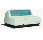 熒光分析法具有高靈敏度、高選擇性特點，是痕量分析領(lǐng)域重要方法。F93熒光分光光度計光源使用高亮長壽LED，信噪比、穩(wěn)定性高，熒光值超寬動態(tài)范圍，用戶可使用或選擇更改出廠配置365nm波長激發(fā)濾光片。適用于生物體試料的臨床分析、天然藥物分析、藥品質(zhì)控及藥物代謝研究、生物體內(nèi)微量物質(zhì)測定、大氣污染食品污染及環(huán)境衛(wèi)生檢測、用吸光光度法無法測定的痕量組分分析。 

