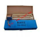 主要性能參數(shù) ： 
⑴ 定位精度：1cm ；
⑵ 探測靈敏度：探測深度200mm（探環(huán)到錨桿托盤的距離）。 
⑶ 電 源：鎳鎘充電電池，配專用充電機(jī)。充電后可連續(xù)工作8小時。 
⑷ 外 形：基礎(chǔ)長度0.9米，加長后可達(dá)2.7米，重量2kg 。